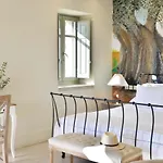 Akrolithi Boutique & 3* イティロ