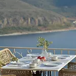Akrolithi Boutique Hotel&suites 3*