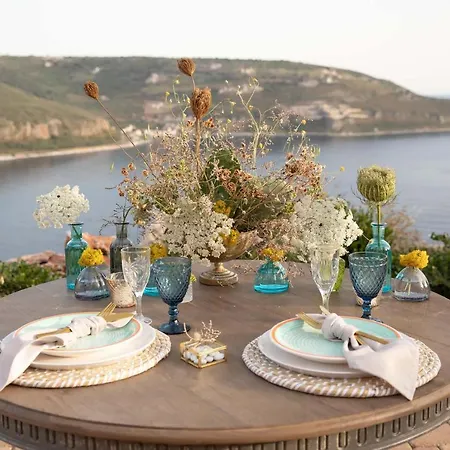 Akrolithi Boutique & Hotel Oitylo