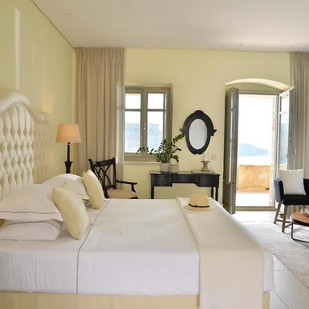 Akrolithi Boutique & Hotell Oitilon
