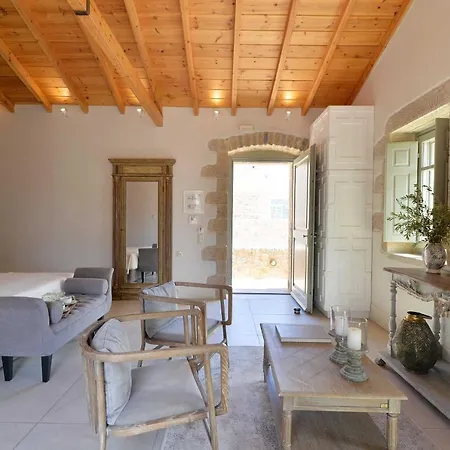 Akrolithi Boutique & 3*