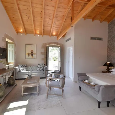 Akrolithi Boutique & 3* Oitilon