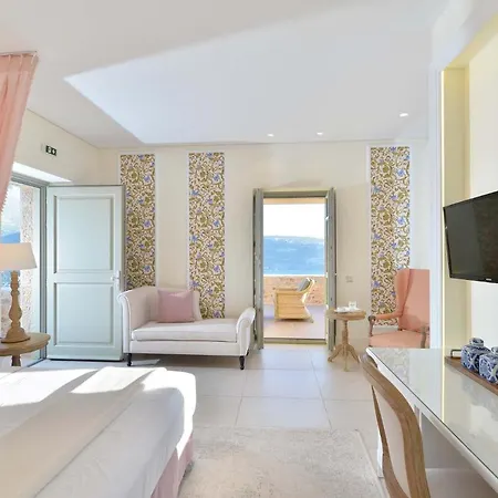 Akrolithi Boutique & 3*
