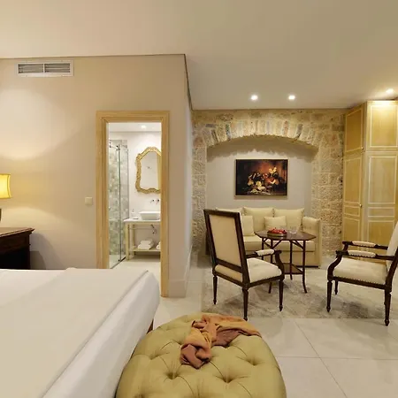 Hotel Akrolithi Boutique & Oitilon