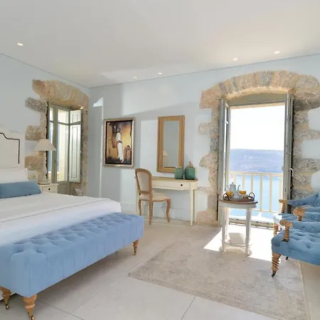 Akrolithi Boutique & Hotell 3*