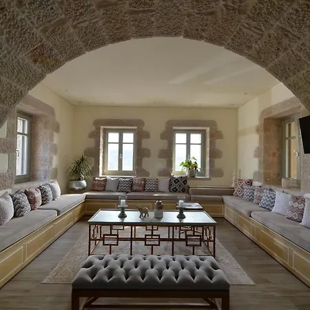 Akrolithi Boutique & Hotell