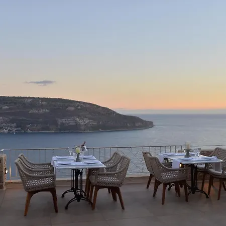 Akrolithi Boutique & Hotell 3*