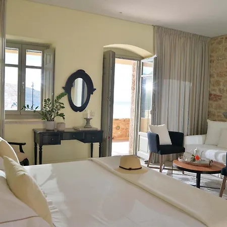 Hotell Akrolithi Boutique & 3*