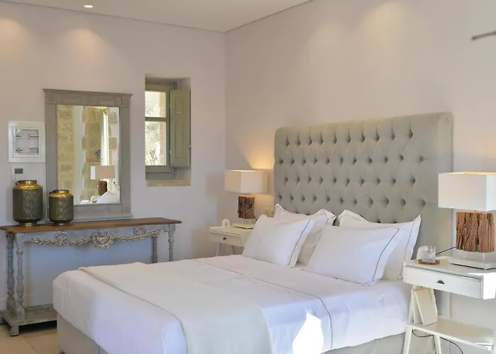 Akrolithi Boutique & 3* Ítilo