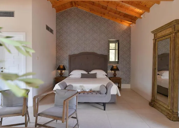 Akrolithi Boutique & 3* Oítilon