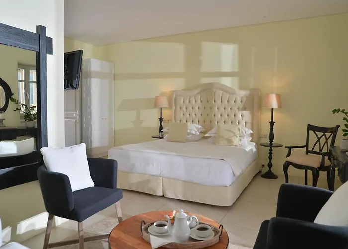 Akrolithi Boutique & Hotel