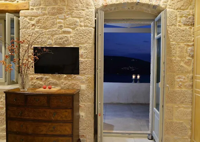 Hotel Akrolithi Boutique & Oítilon