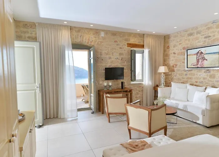 Akrolithi Boutique Hotel&suites Hotel 3*