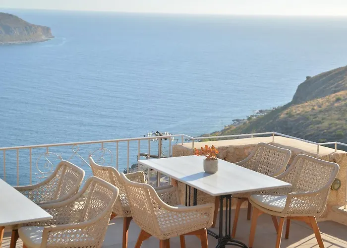 Akrolithi Boutique Hotel&suites Oitylo