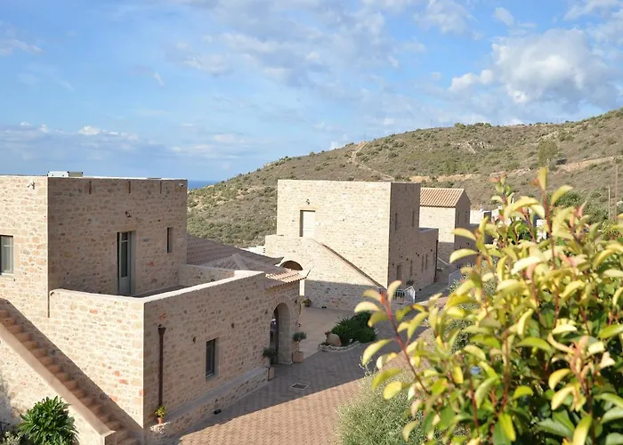 Akrolithi Boutique & Hotel 3*